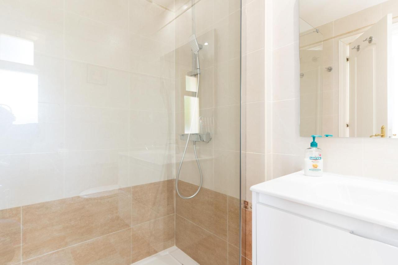 Appartement Romana Playa Studio With Sea View à Marbellac Extérieur photo