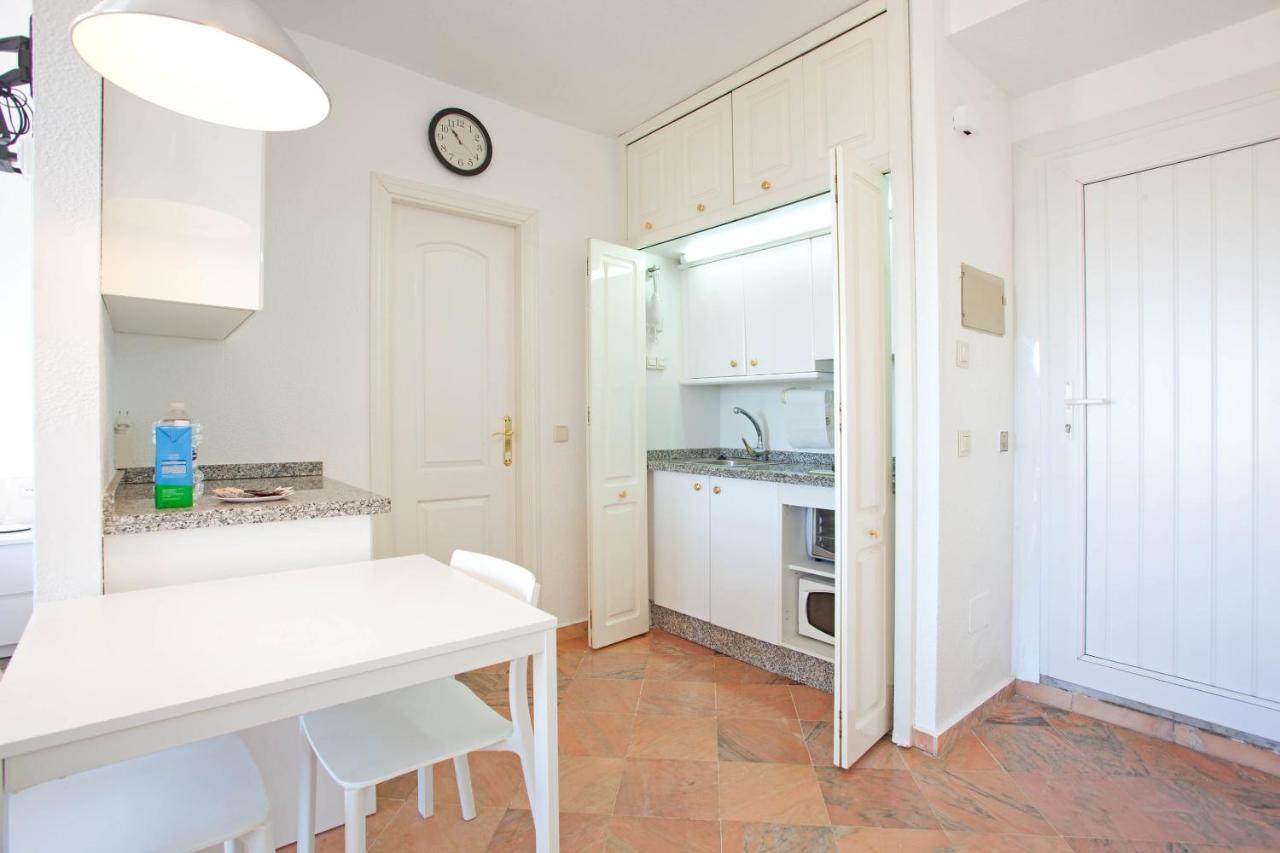 Appartement Romana Playa Studio With Sea View à Marbellac Extérieur photo